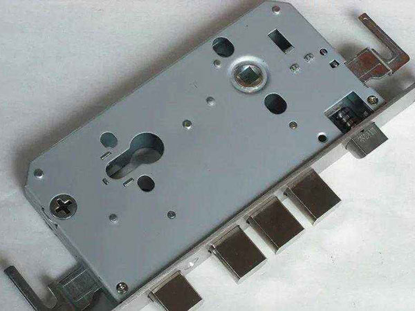 黑河市24小时上门开锁公司